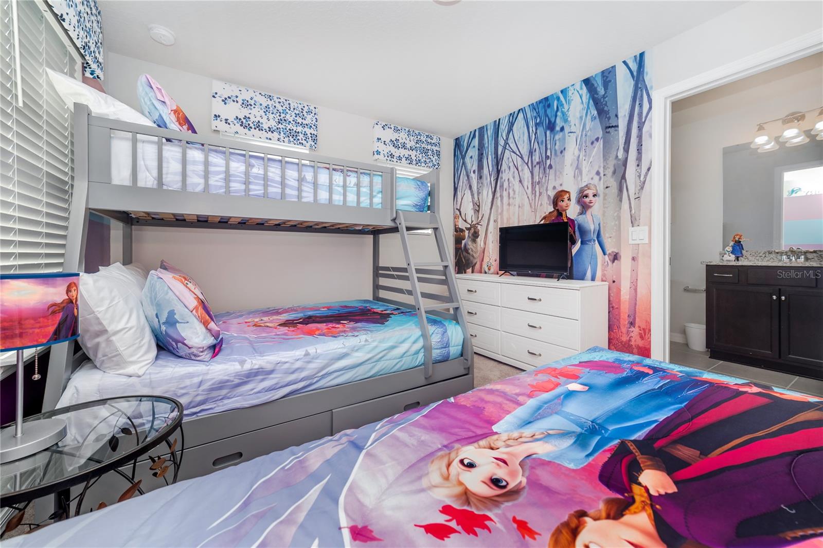 Image 23 of 28 For 1187 Aloha Boulevard