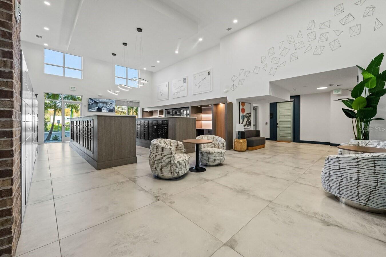 Image 12 of 35 For 6000 Paradiso Grande Boulevard C1