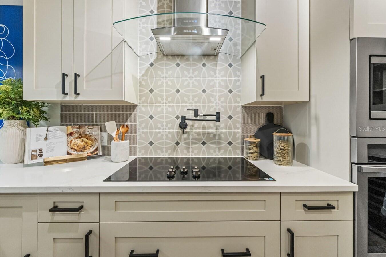 Image 18 of 35 For 6000 Paradiso Grande Boulevard C1