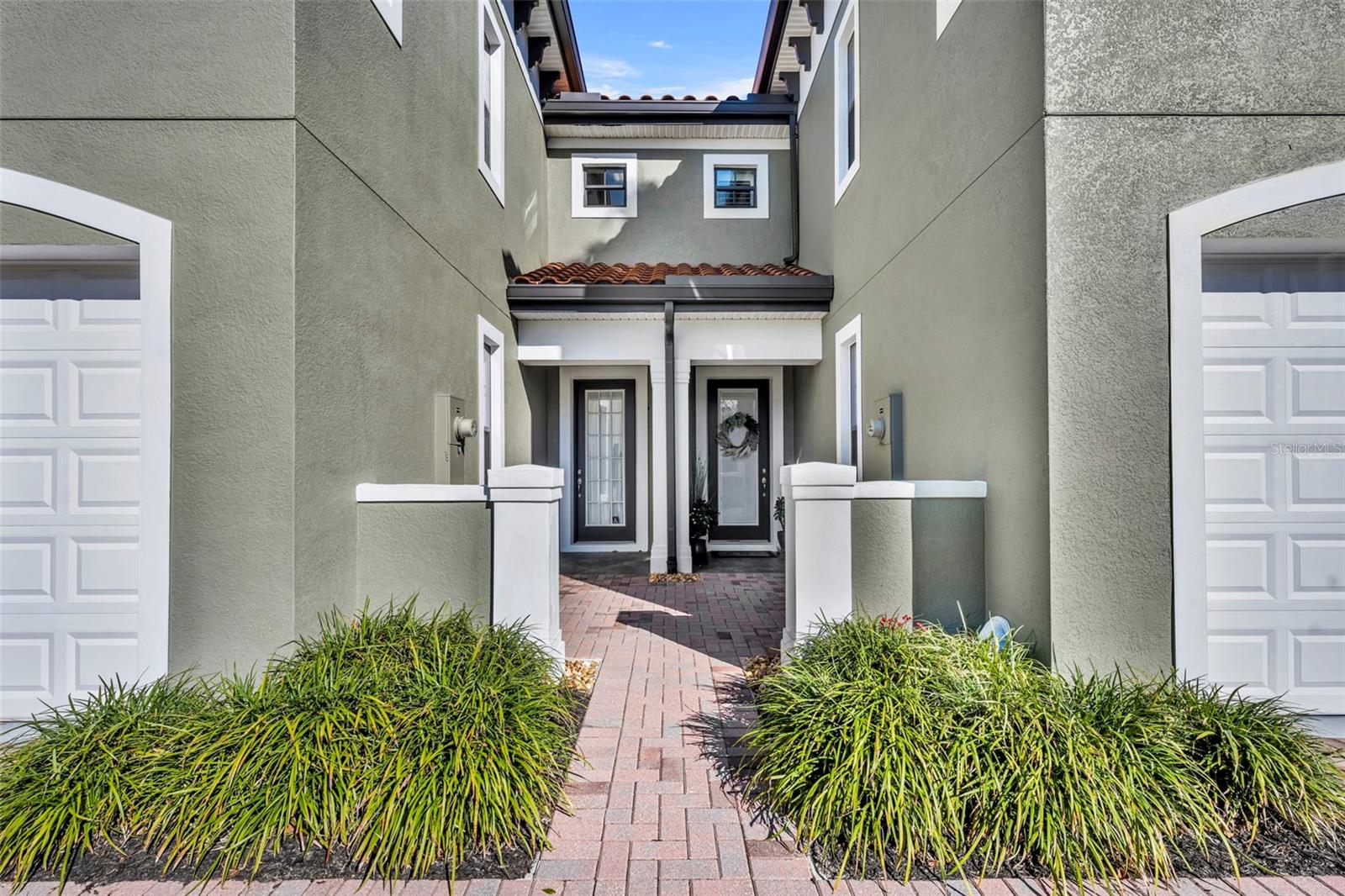 Image 2 of 40 For 1328 Congressional Court