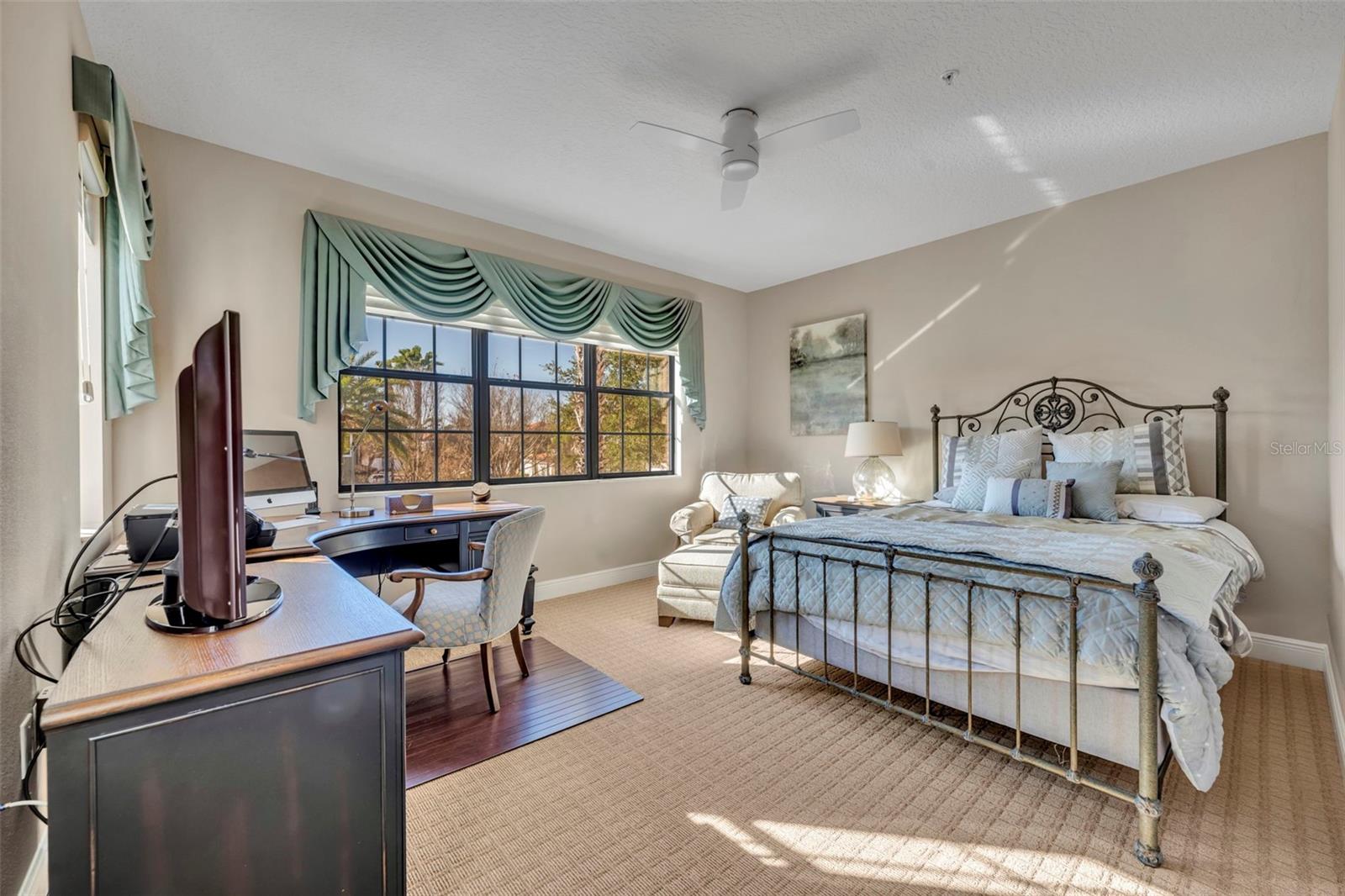 Image 23 of 40 For 1328 Congressional Court