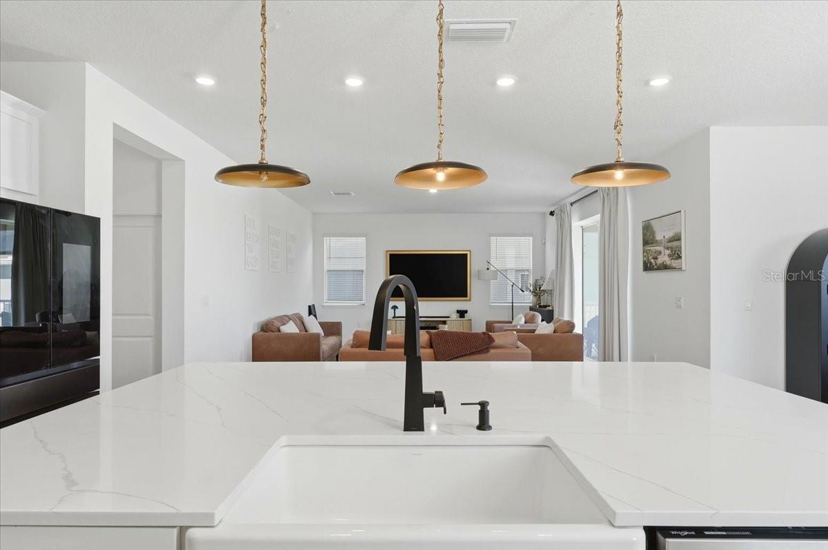 Image 23 of 75 For 2072 Keystone Pass Boulevard