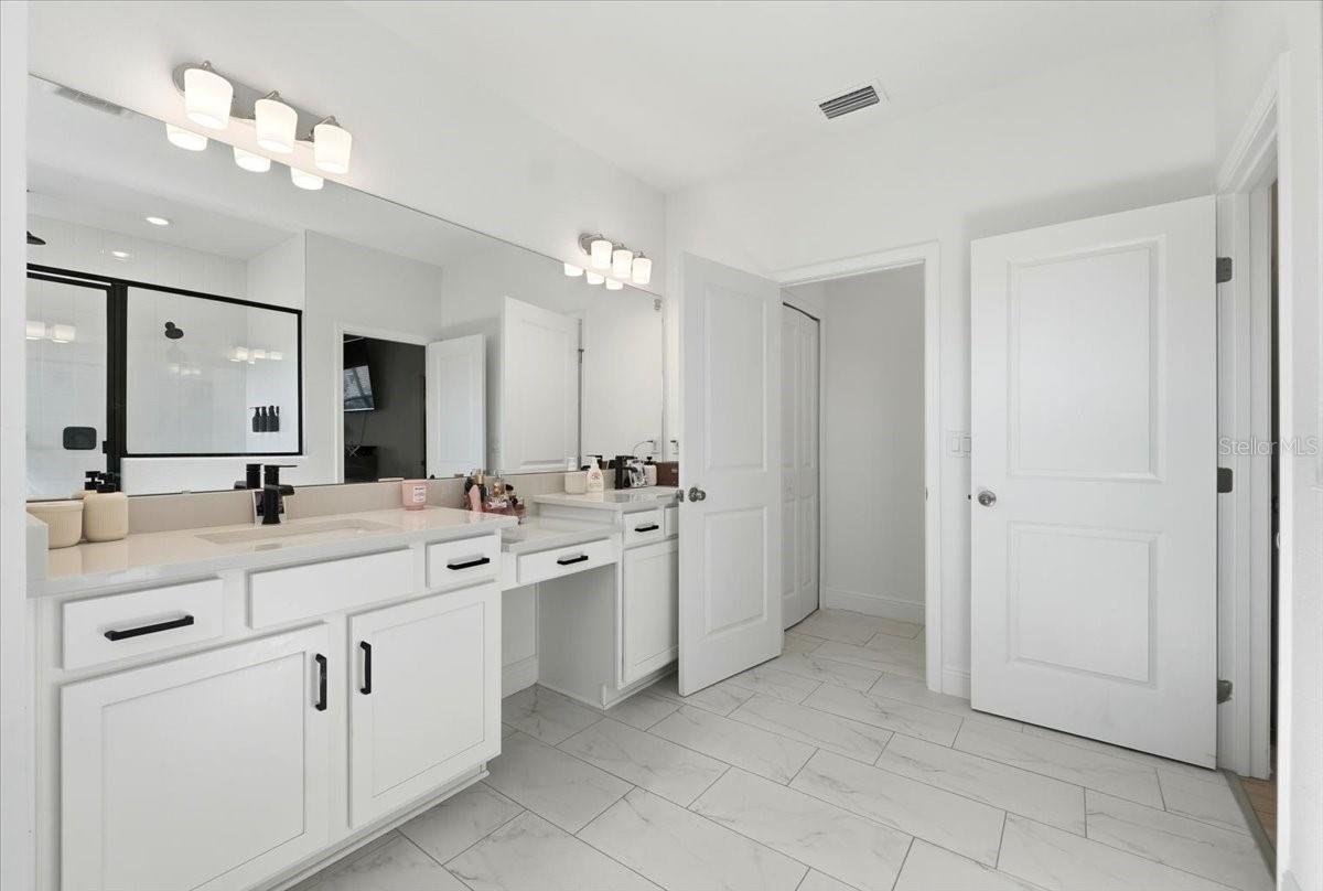 Image 39 of 75 For 2072 Keystone Pass Boulevard