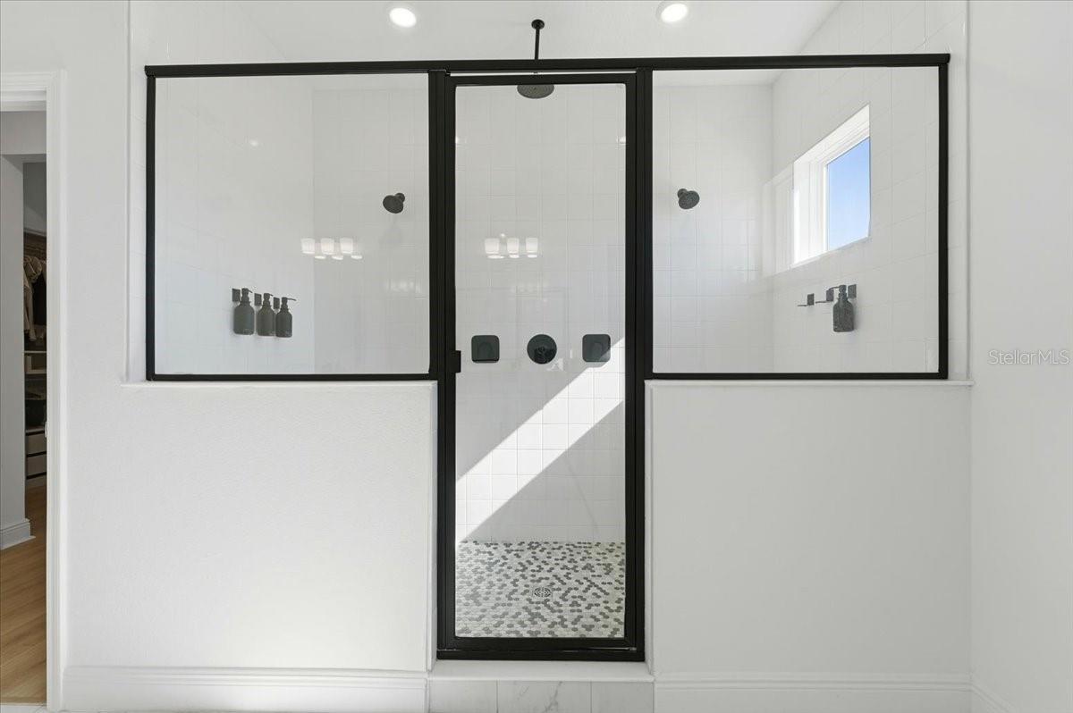 Image 42 of 75 For 2072 Keystone Pass Boulevard