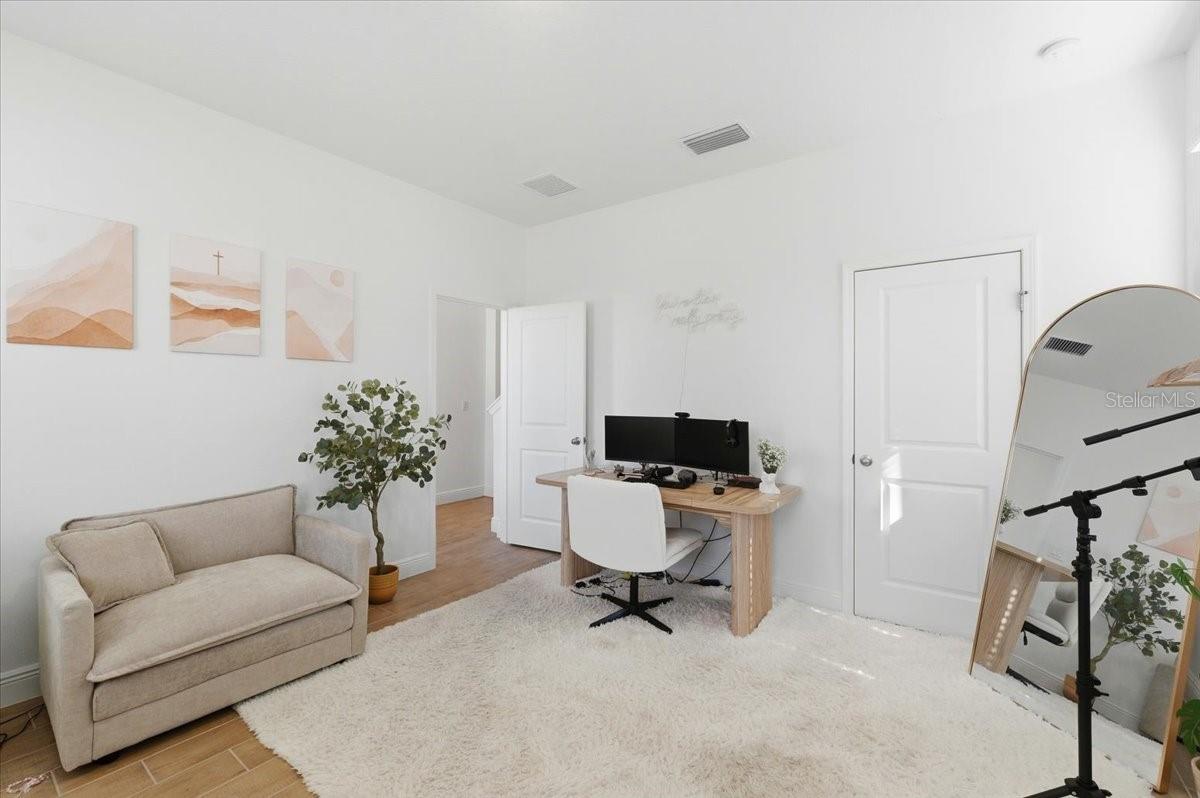 Image 57 of 75 For 2072 Keystone Pass Boulevard