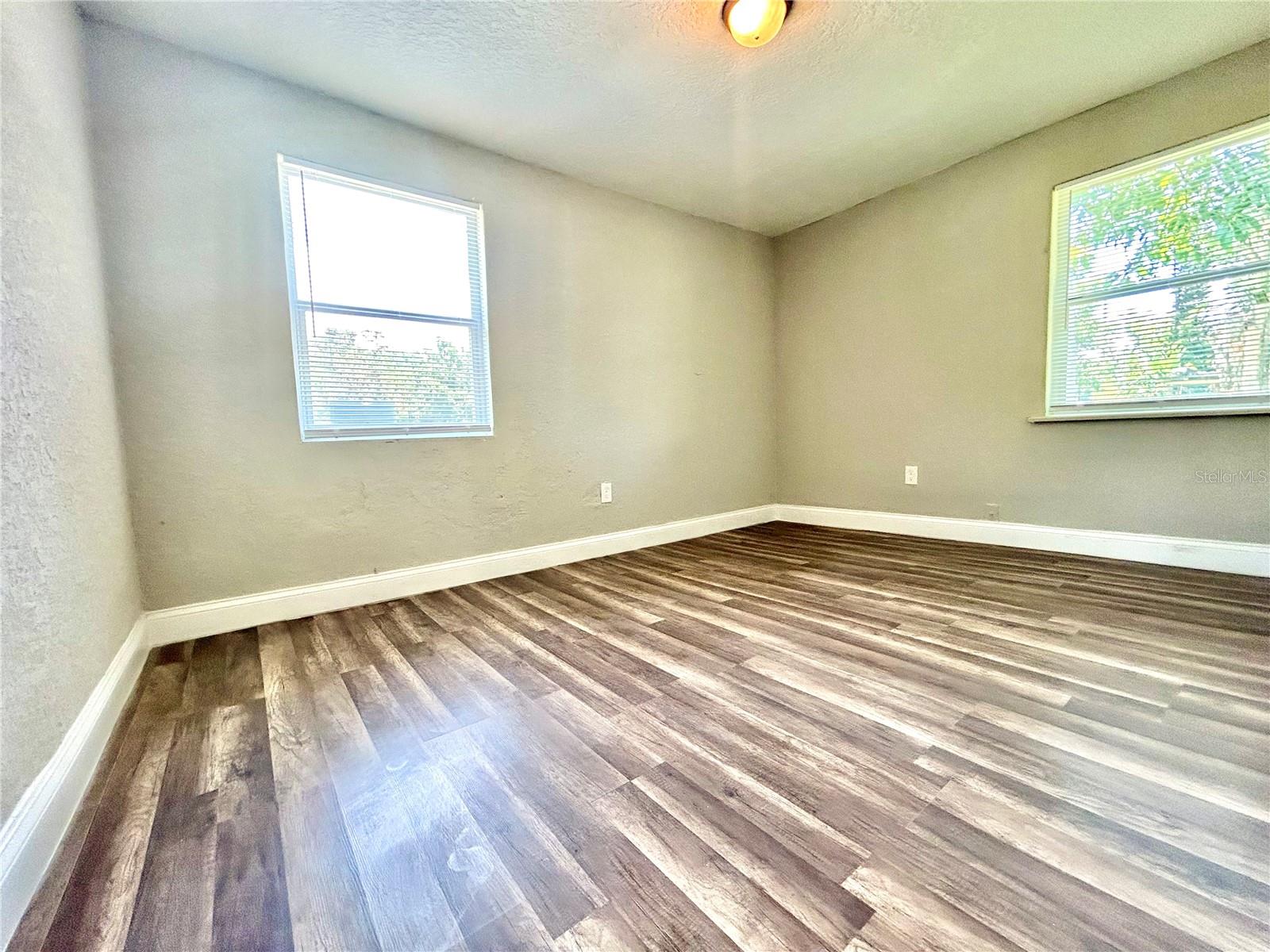 Image 16 of 27 For 418 Charles Street