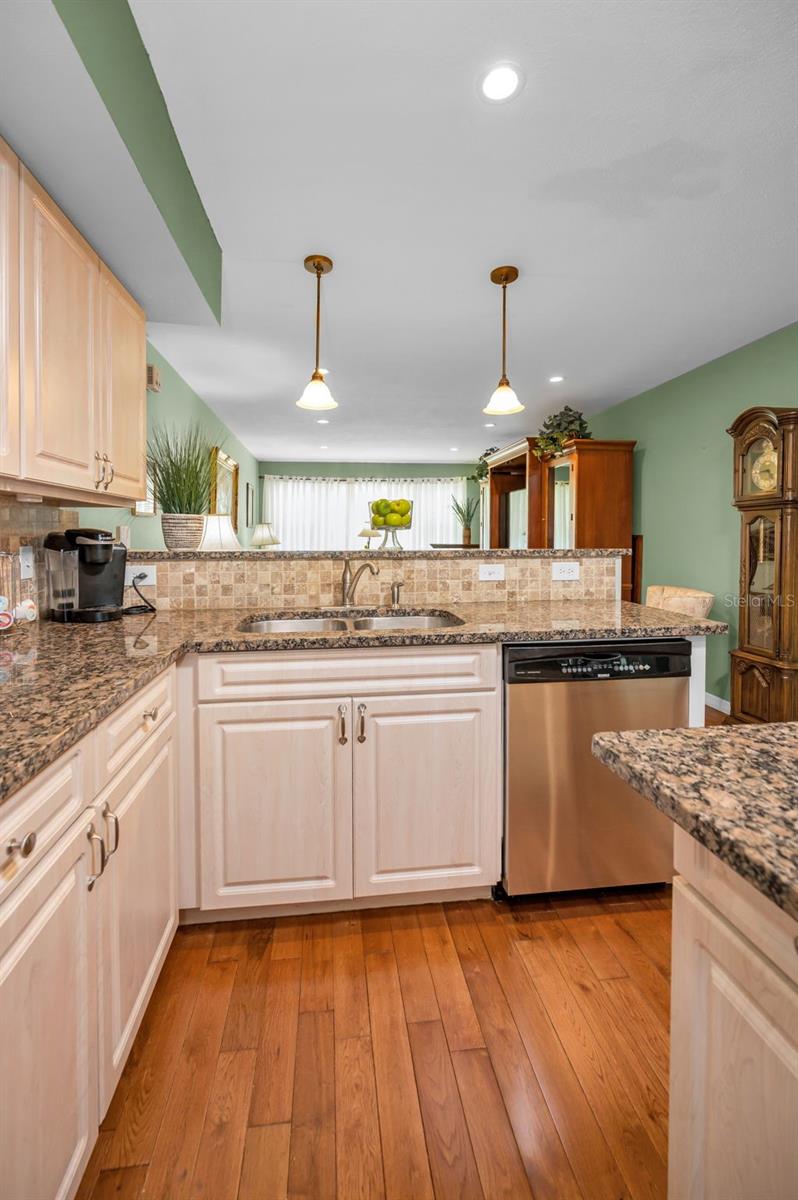 Image 18 of 46 For 250 Rosery Road Nw 218