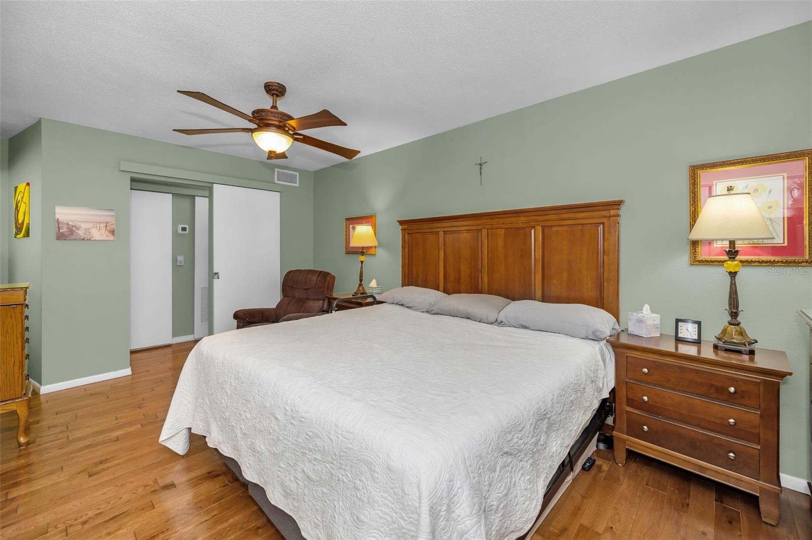 Image 30 of 46 For 250 Rosery Road Nw 218