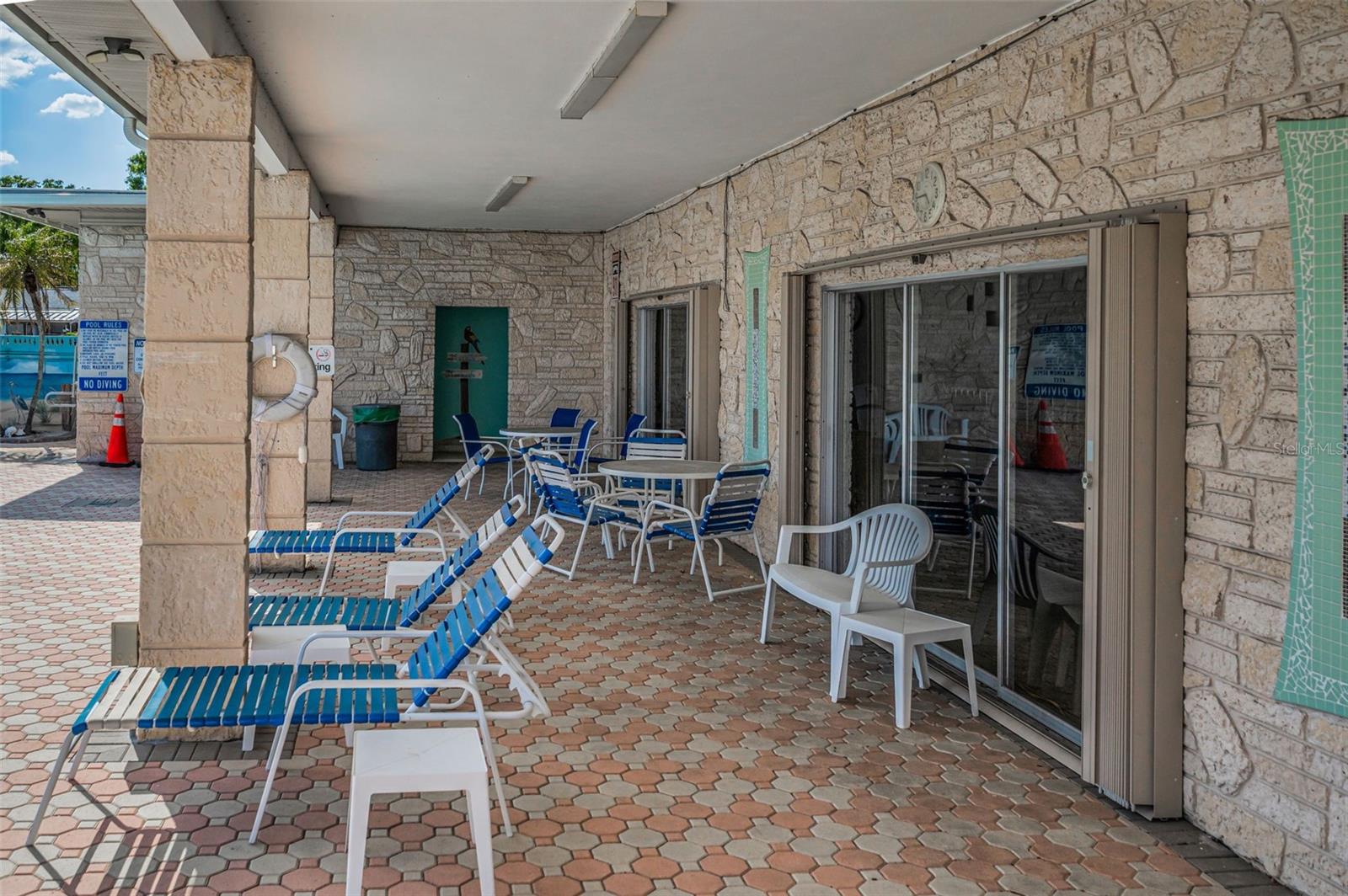 Image 35 of 46 For 250 Rosery Road Nw 218