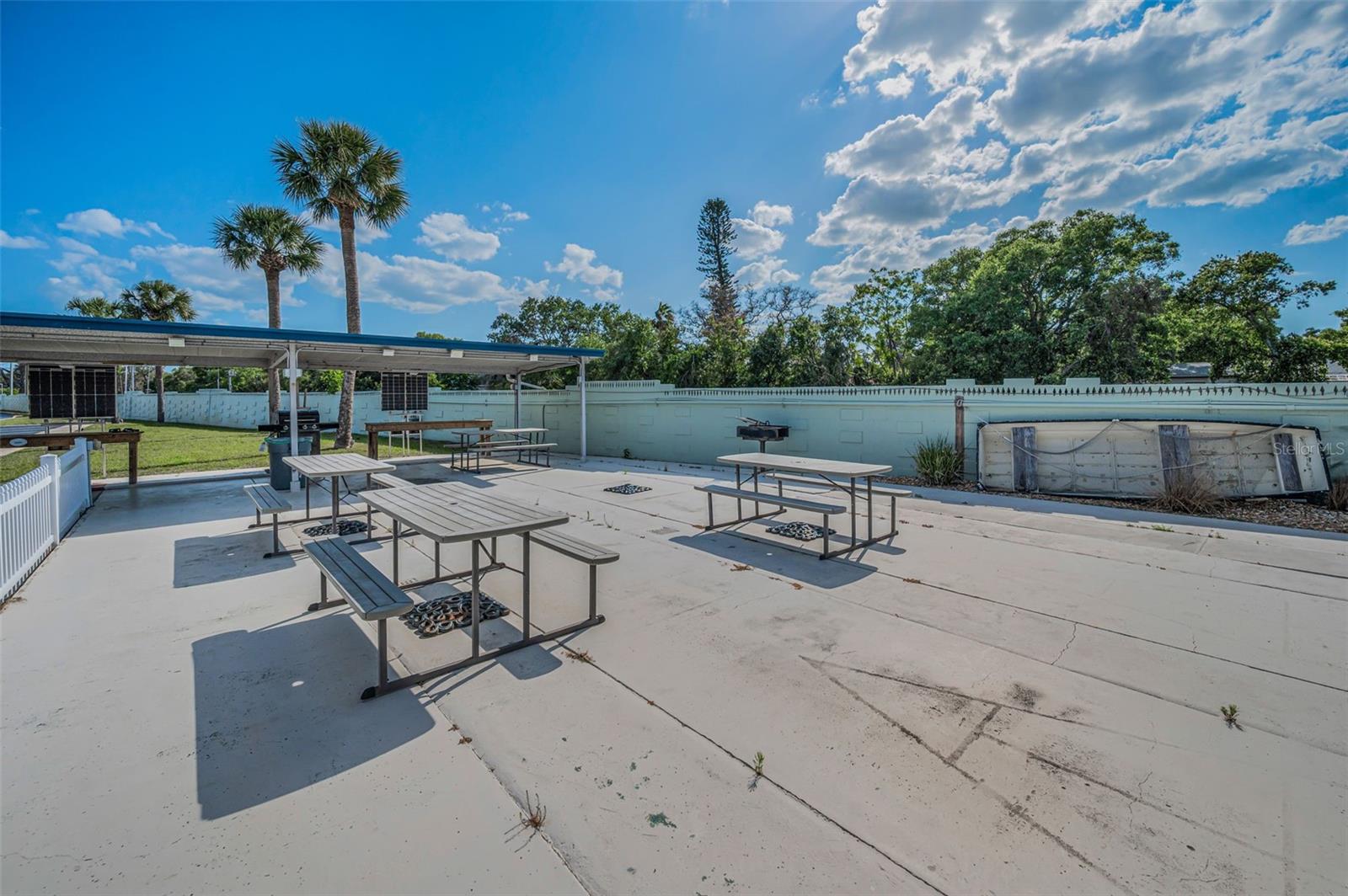 Image 44 of 46 For 250 Rosery Road Nw 218