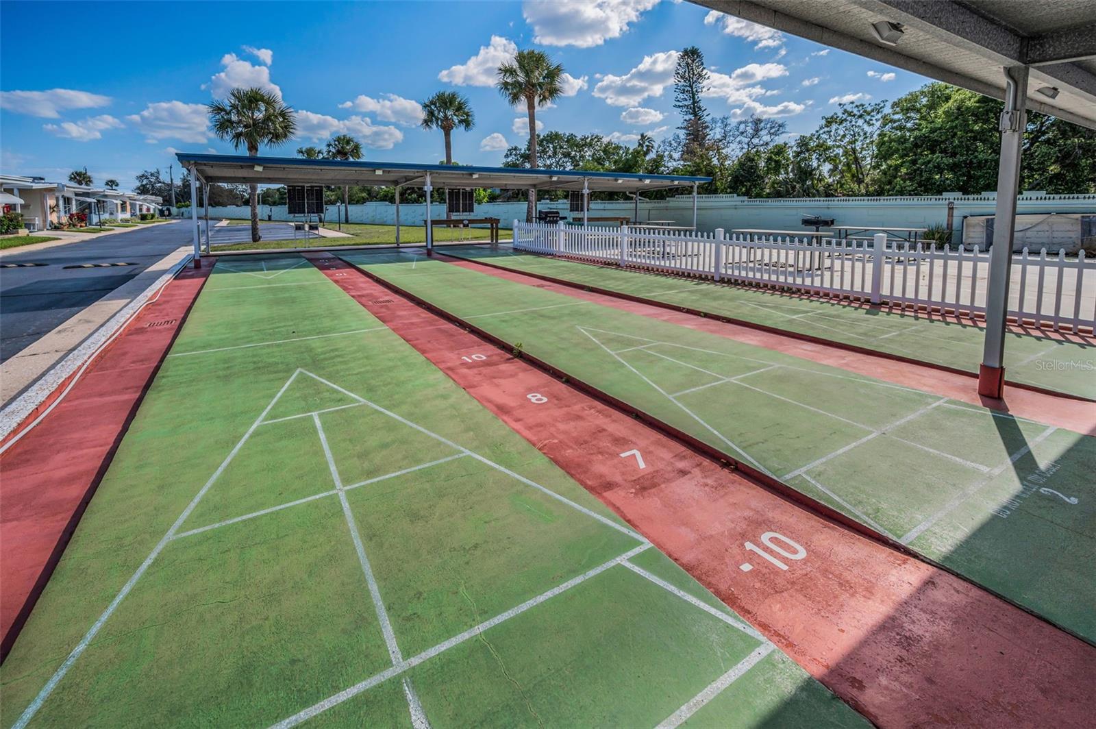 Image 45 of 46 For 250 Rosery Road Nw 218