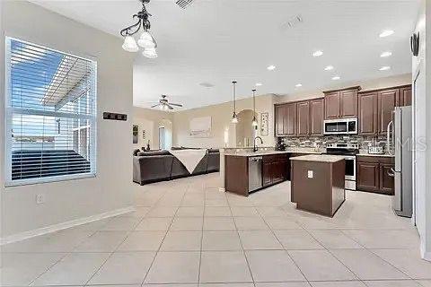 Image 7 of 21 For 589 Blue Cypress Drive