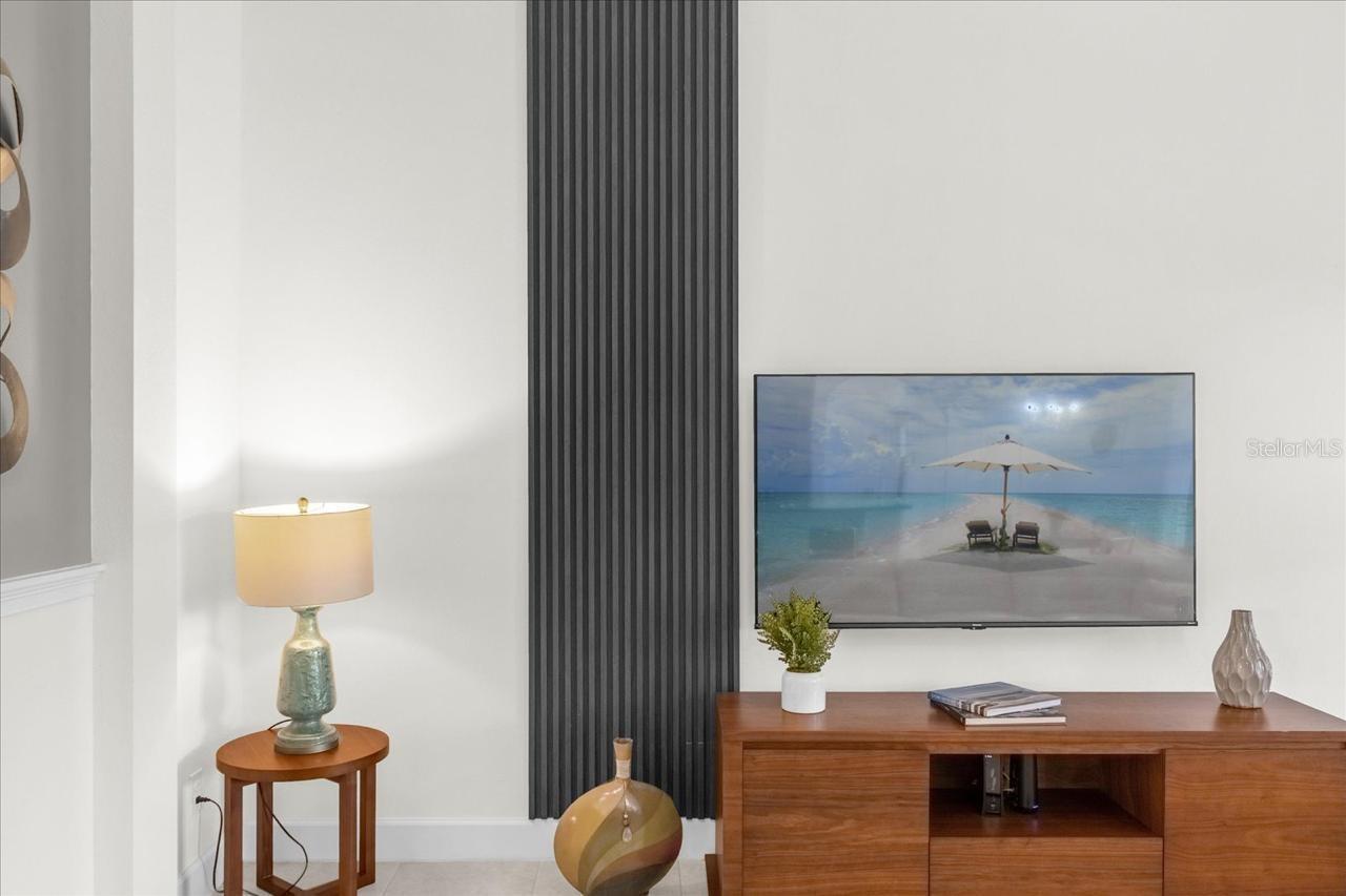 Image 11 of 26 For 4072 Oaktree Drive