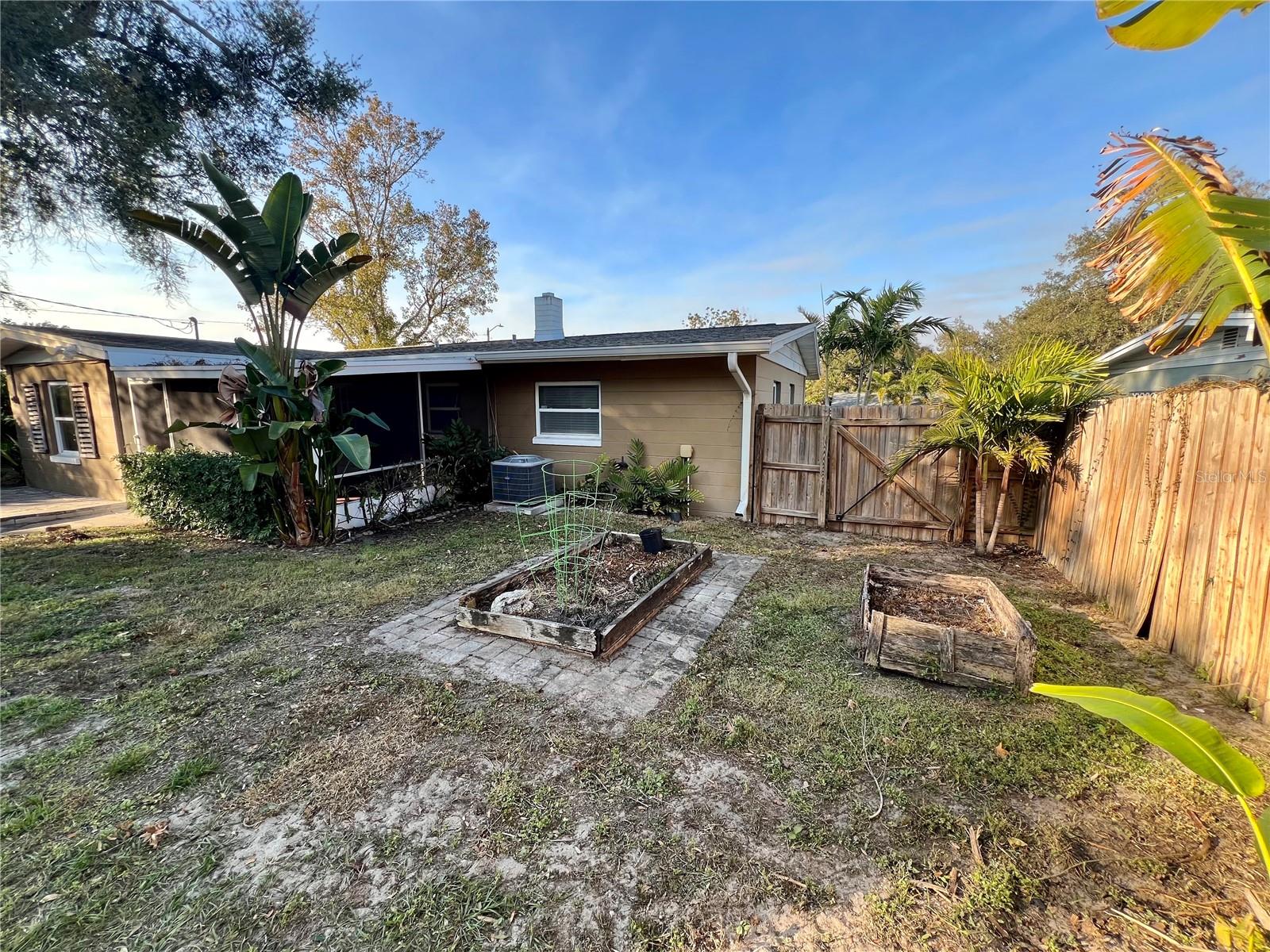 Image 17 of 18 For 2818 Salisbury Boulevard