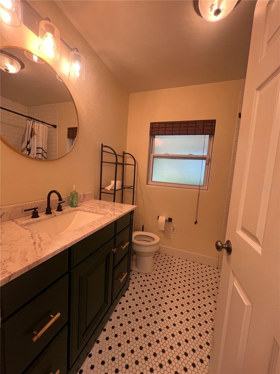 Image 6 of 18 For 2818 Salisbury Boulevard