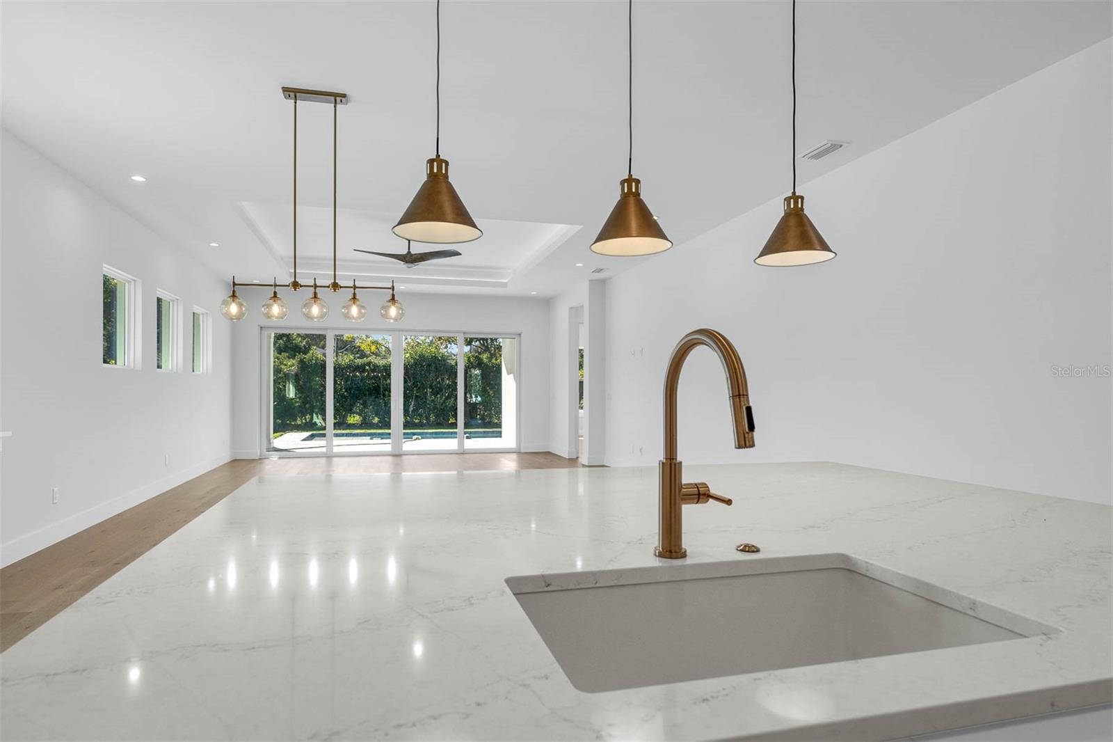 Image 21 of 53 For 1010 Venetian Avenue