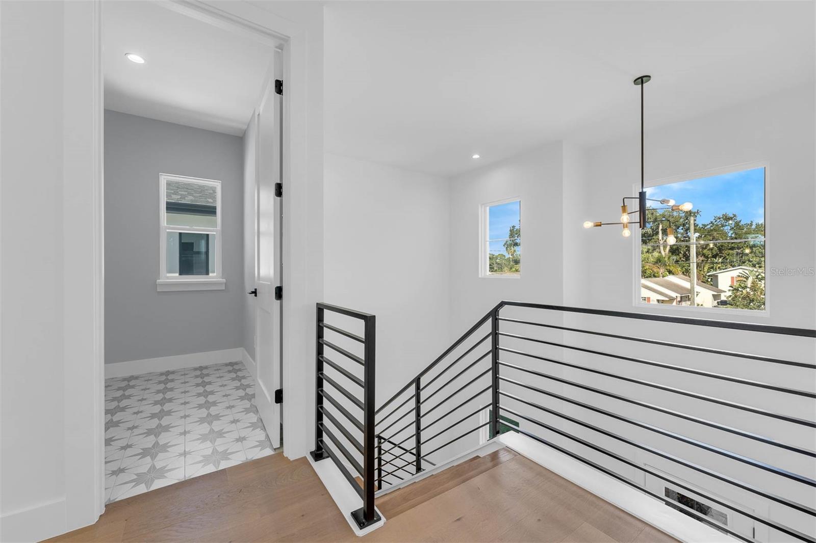 Image 40 of 53 For 1010 Venetian Avenue