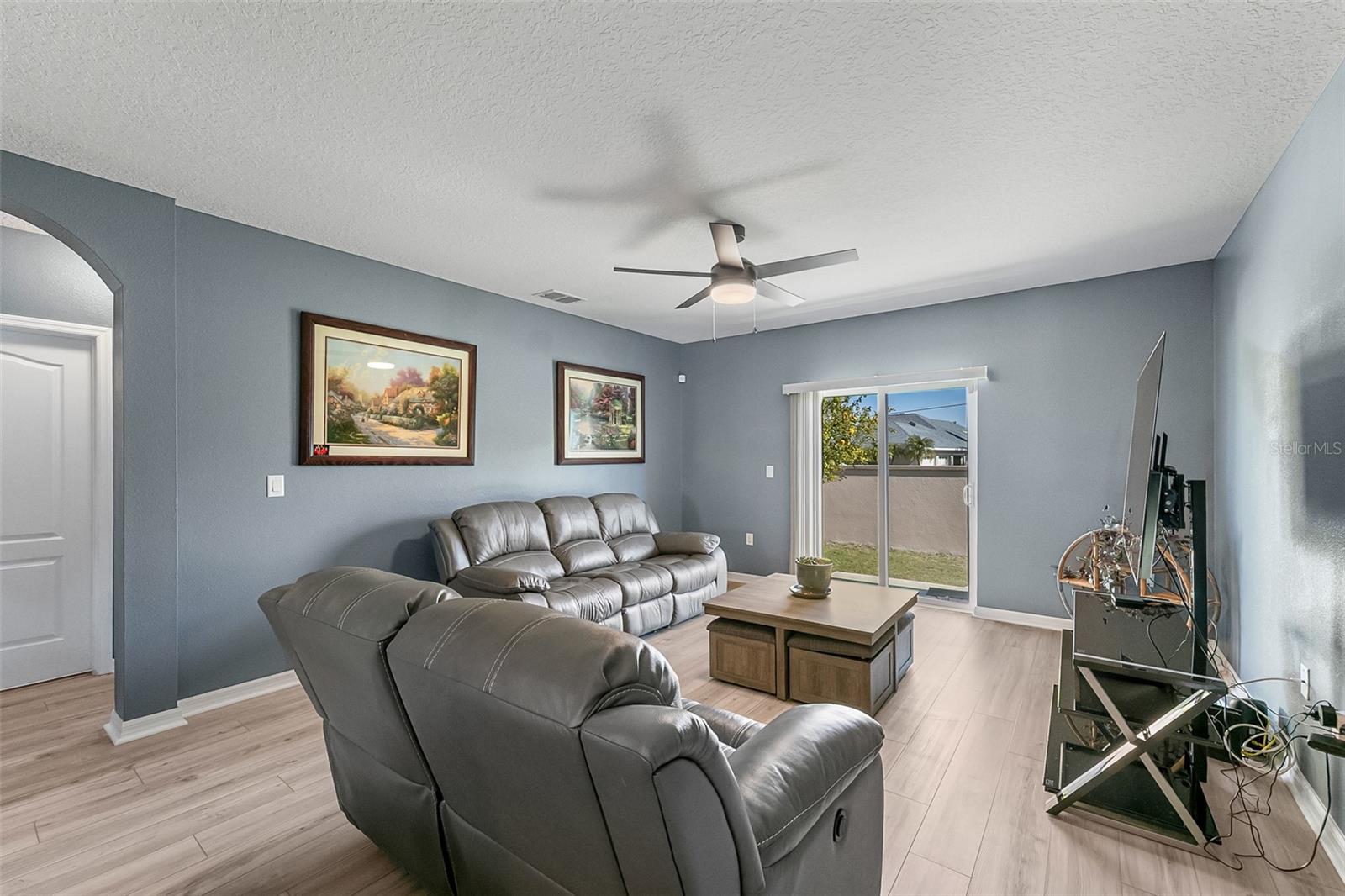 Image 10 of 28 For 1108 Brenton Manor Drive