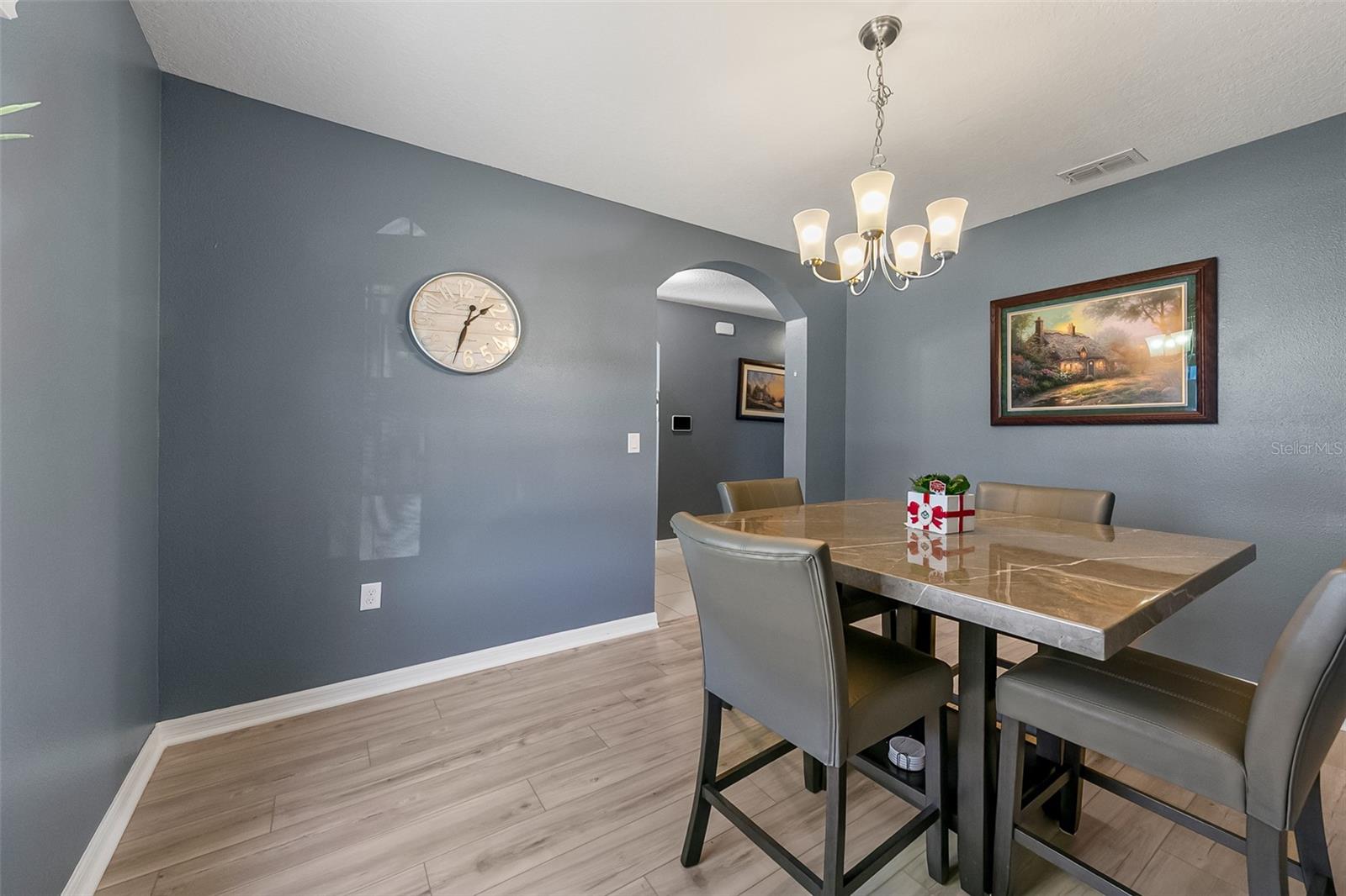 Image 14 of 28 For 1108 Brenton Manor Drive