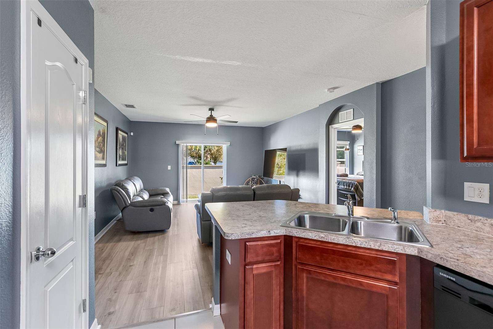 Image 7 of 28 For 1108 Brenton Manor Drive