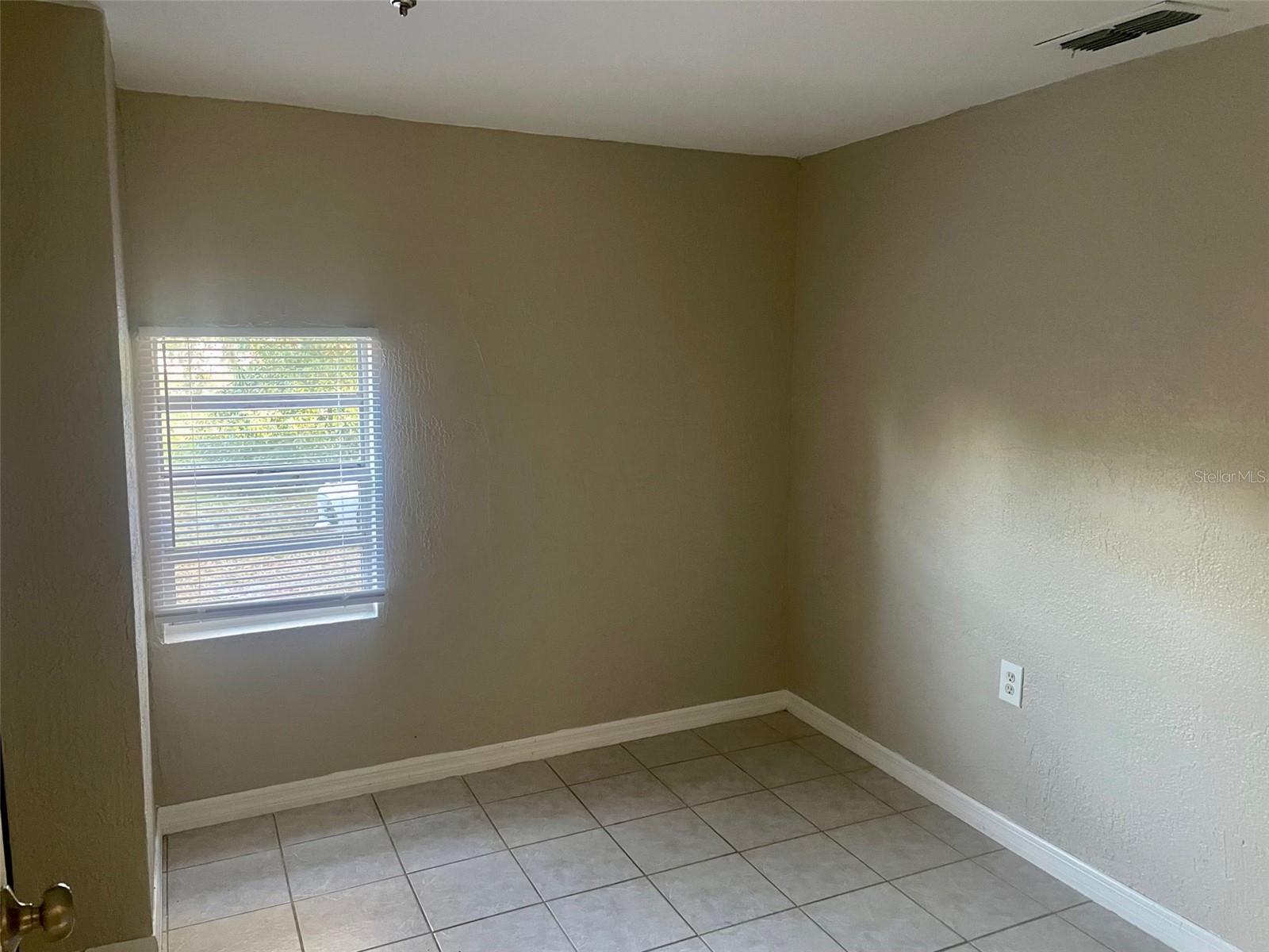 Image 11 of 15 For 914 7th Street