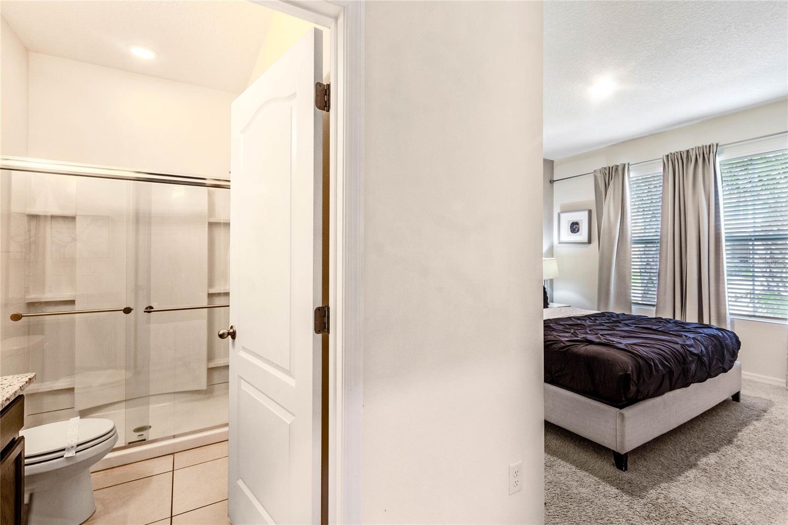 Image 29 of 53 For 6070 Broad Oak Drive