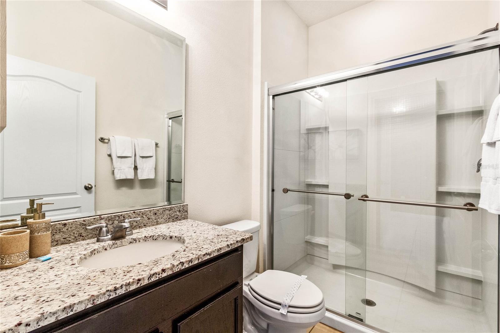 Image 32 of 53 For 6070 Broad Oak Drive