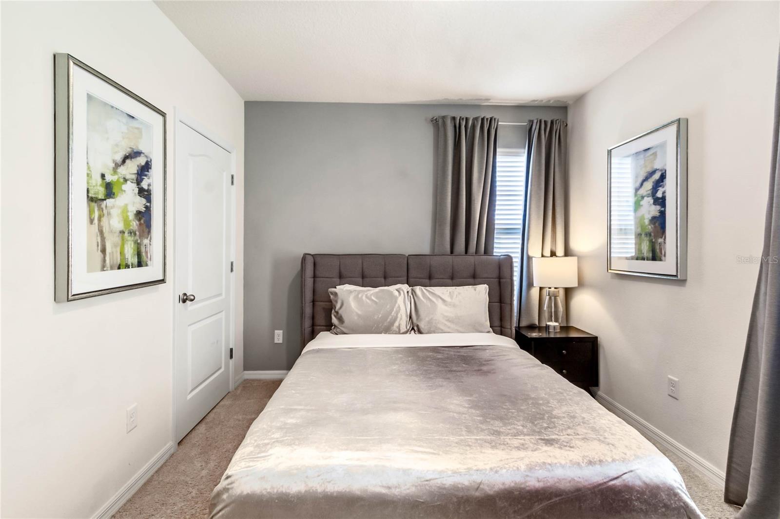 Image 34 of 53 For 6070 Broad Oak Drive