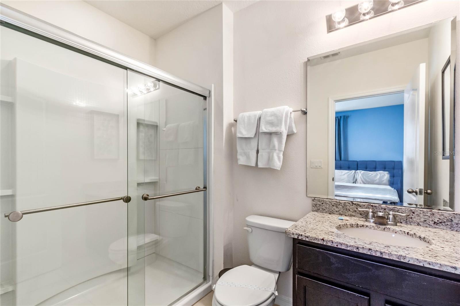 Image 36 of 53 For 6070 Broad Oak Drive