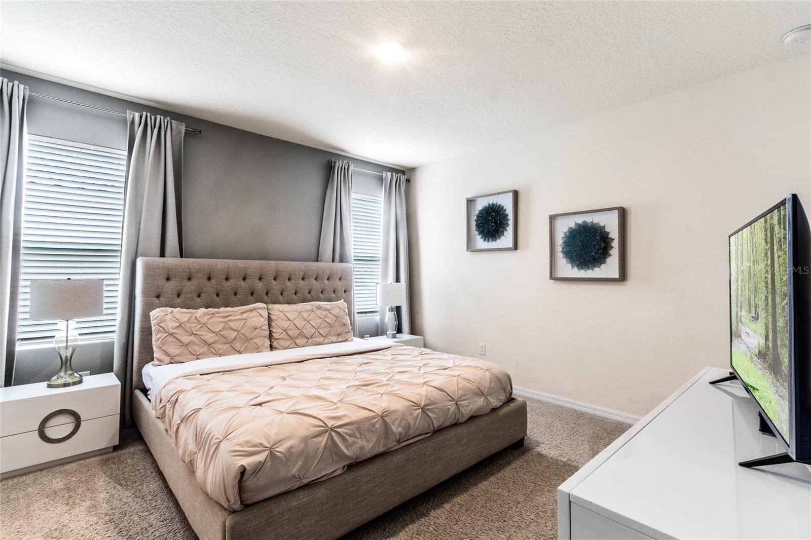 Image 37 of 53 For 6070 Broad Oak Drive