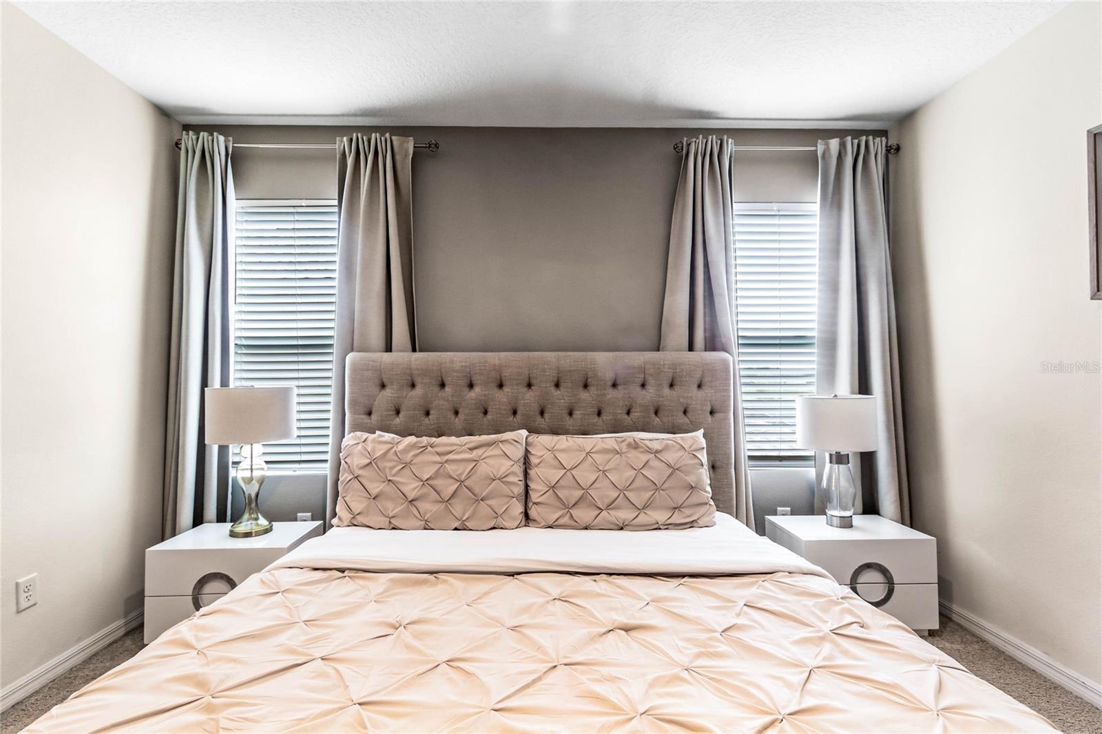 Image 38 of 53 For 6070 Broad Oak Drive