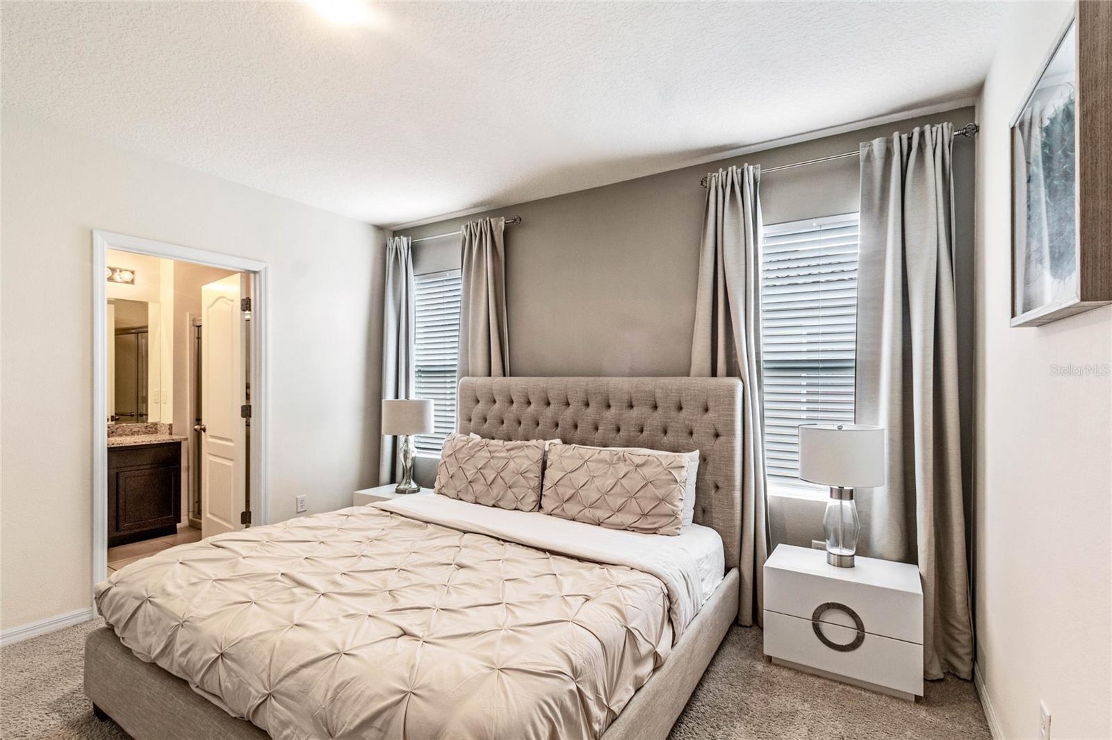 Image 39 of 53 For 6070 Broad Oak Drive