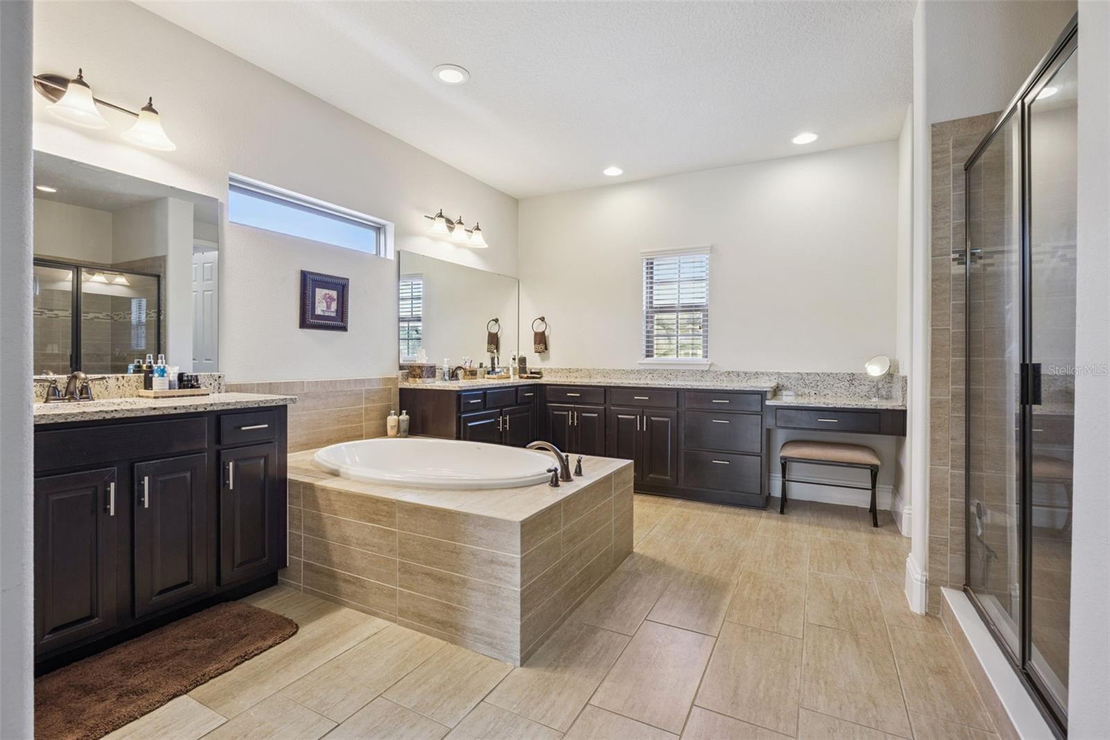 Image 38 of 62 For 9253 Royal Estates Boulevard