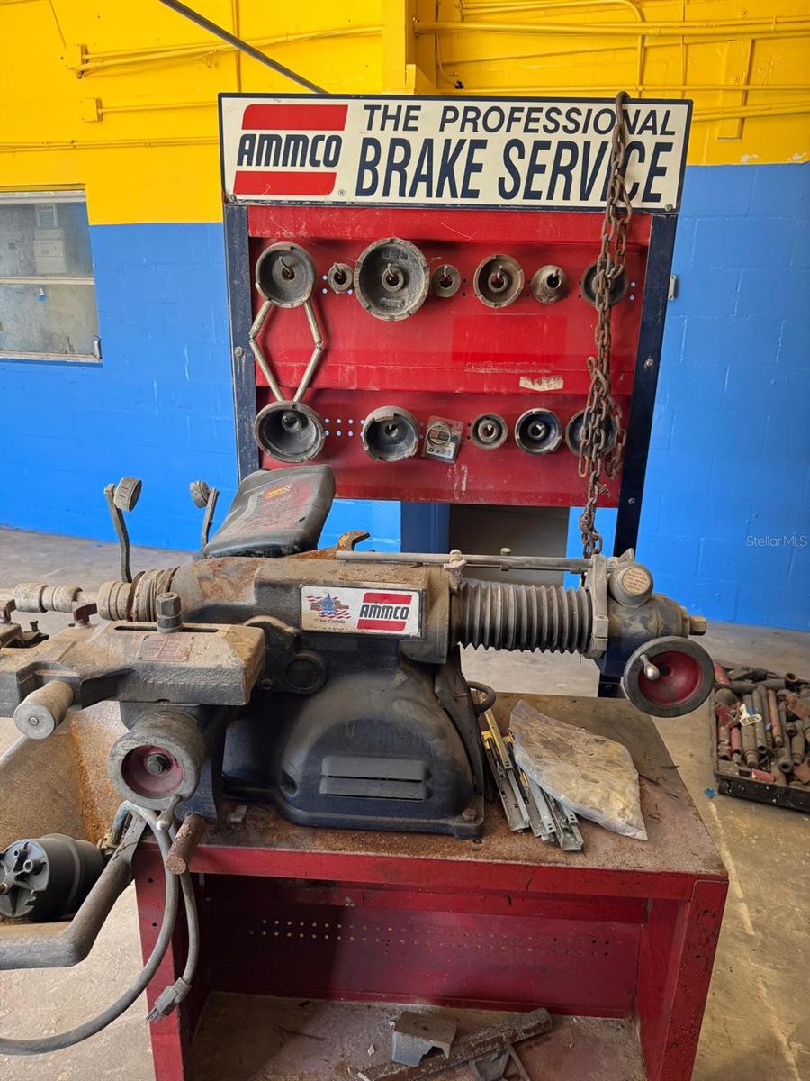 Image 17 of 20 For 6801 Tower Drive