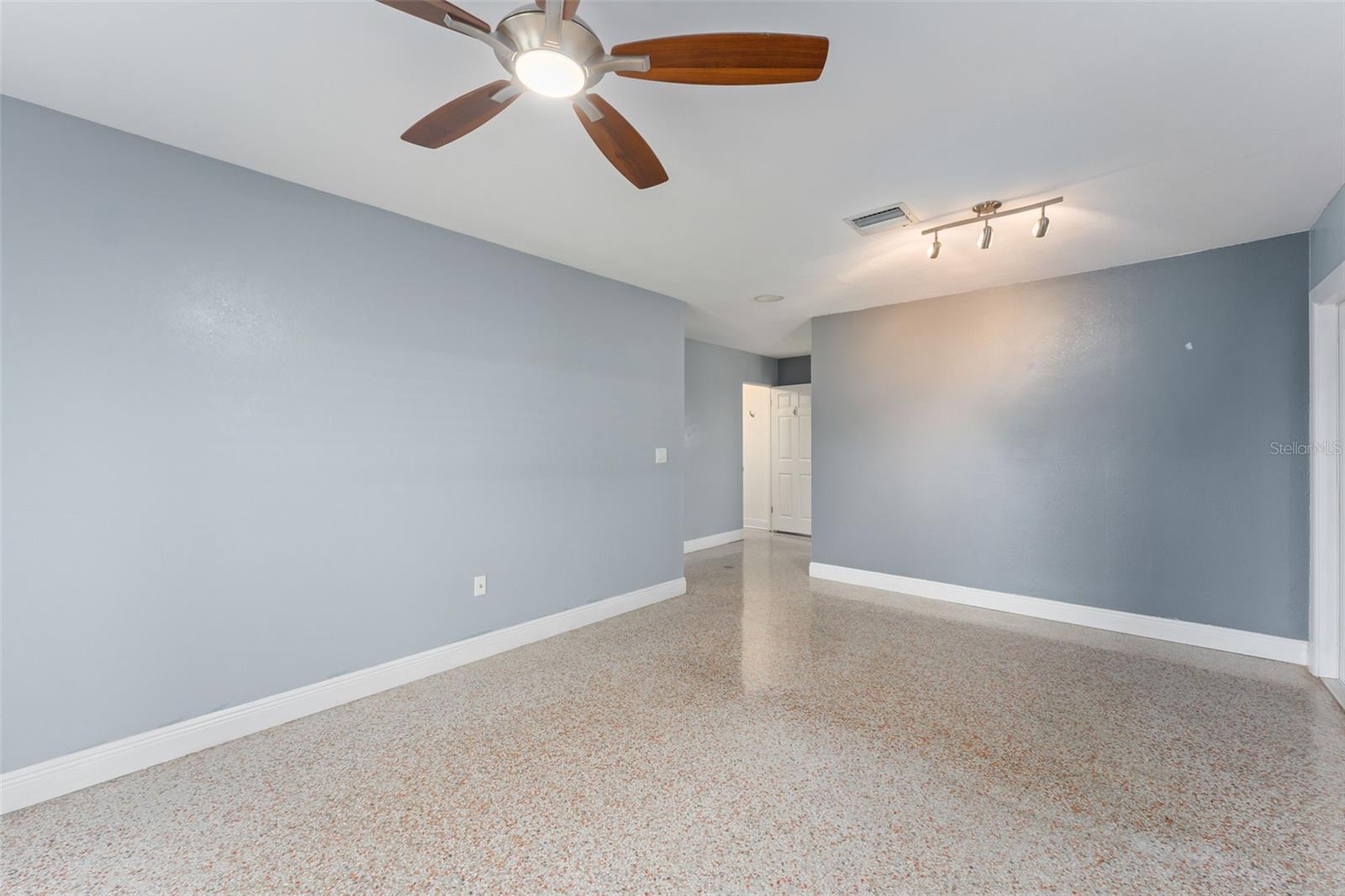 Image 4 of 44 For 2904 Tradewinds Trail