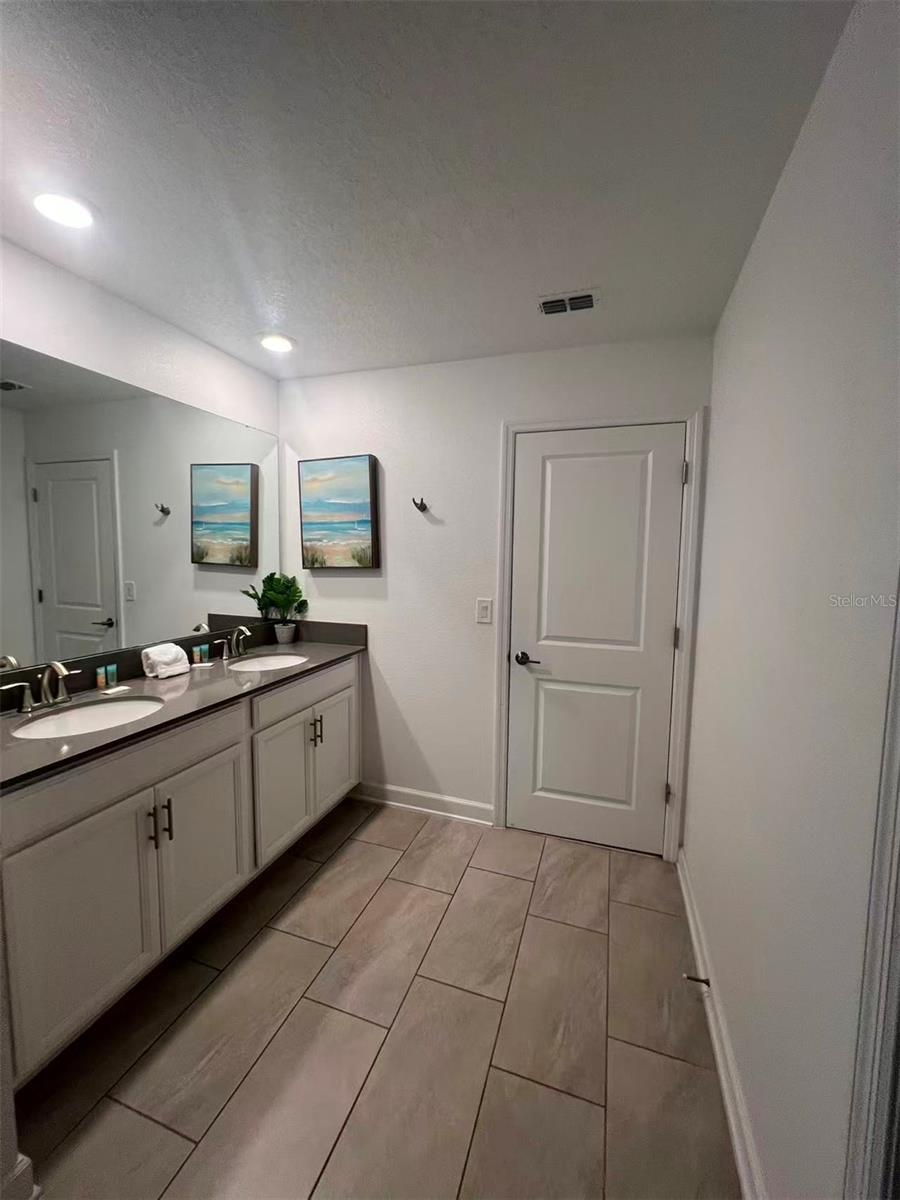 Image 46 of 51 For 2940 Simile Street