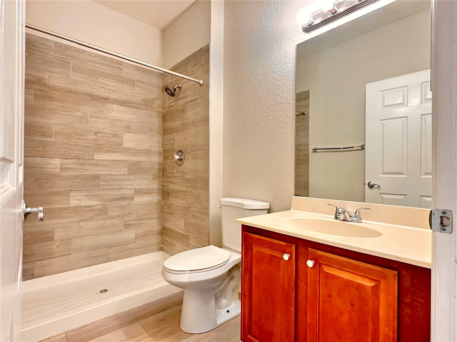 Image 32 of 40 For 2334 Grand Central Parkway 1