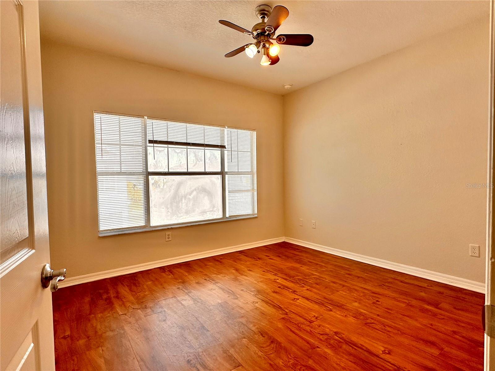 Image 36 of 40 For 2334 Grand Central Parkway 1