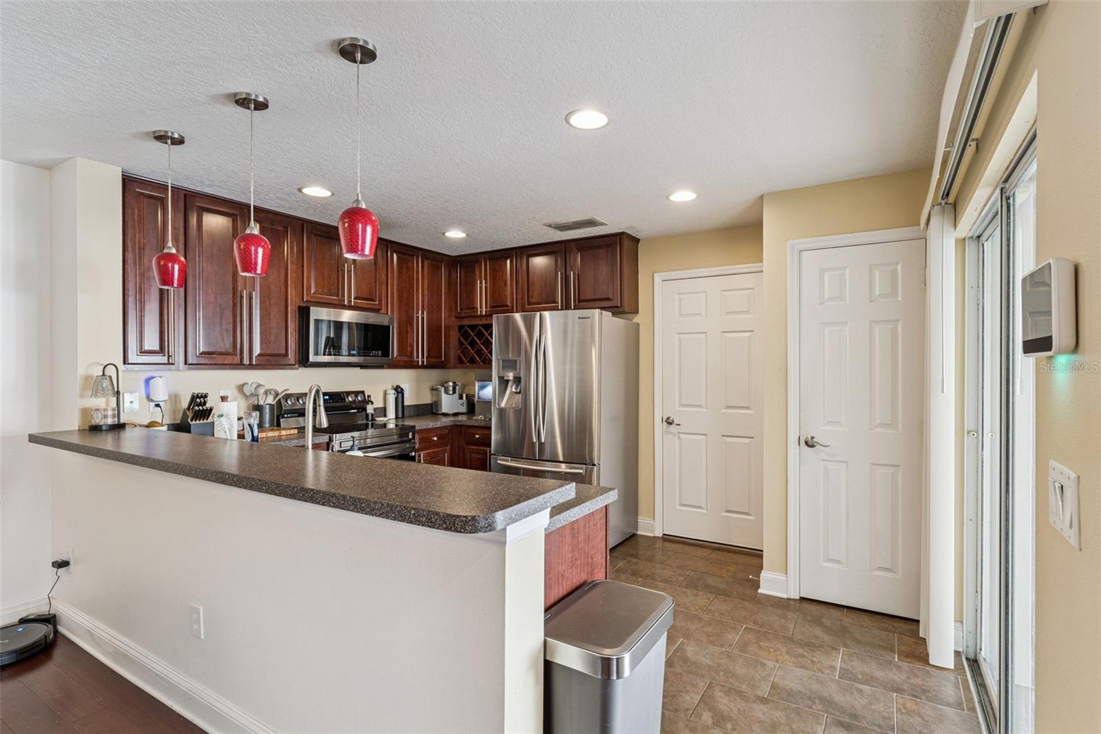 Image 9 of 31 For 2524 Abey Blanco Drive