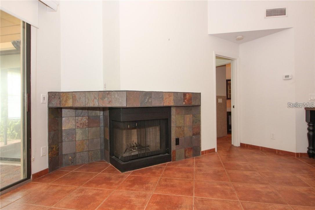 Image 12 of 28 For 7213 Dr Phillips Boulevard