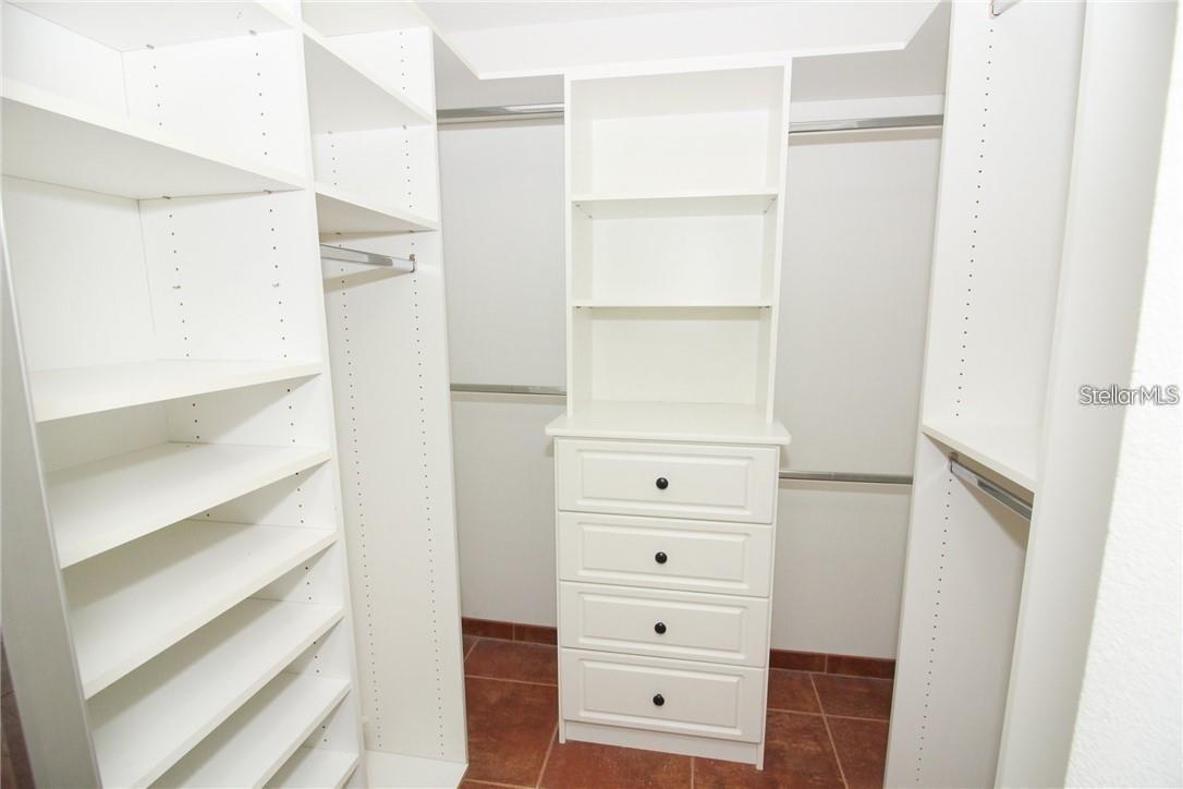 Image 16 of 28 For 7213 Dr Phillips Boulevard