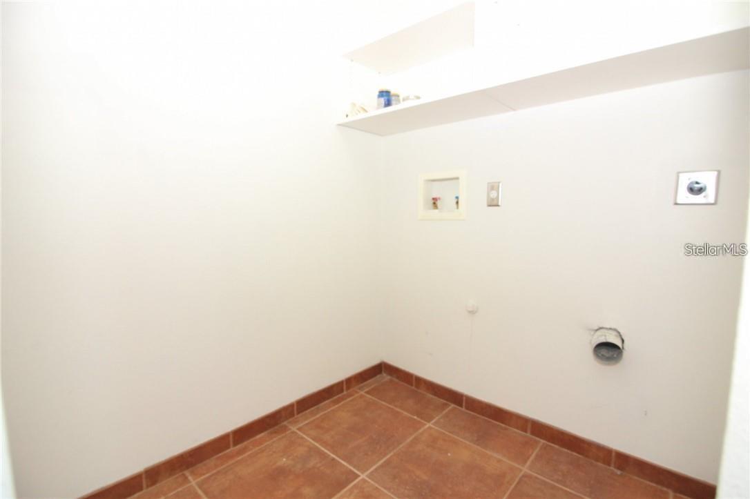 Image 23 of 28 For 7213 Dr Phillips Boulevard