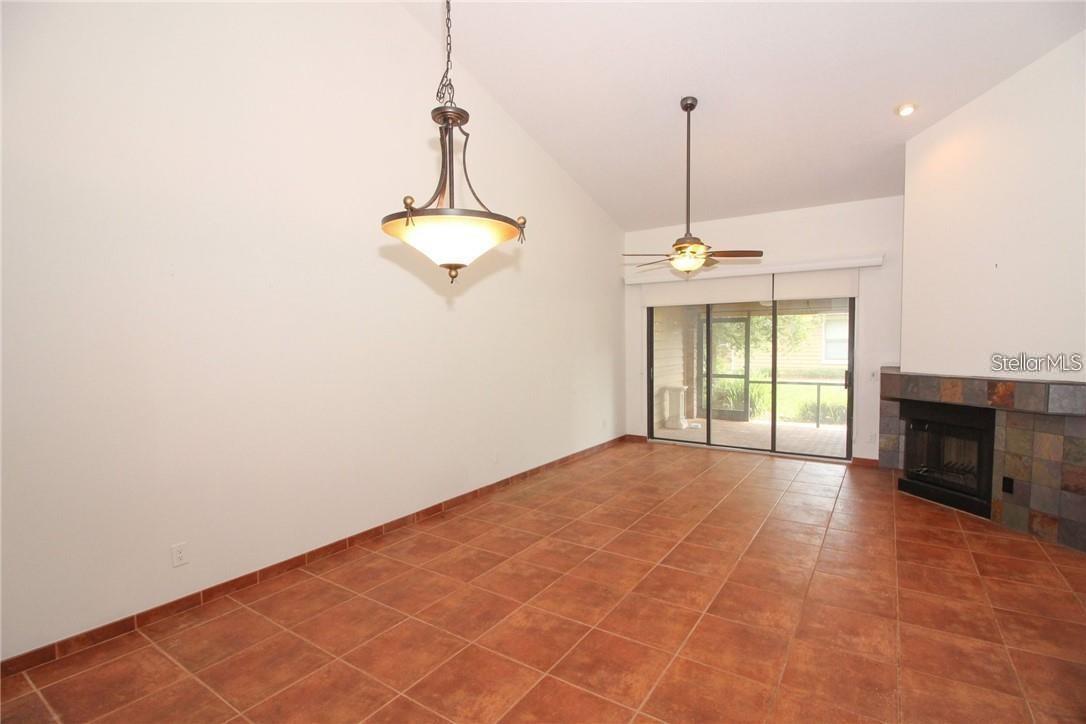 Image 9 of 28 For 7213 Dr Phillips Boulevard