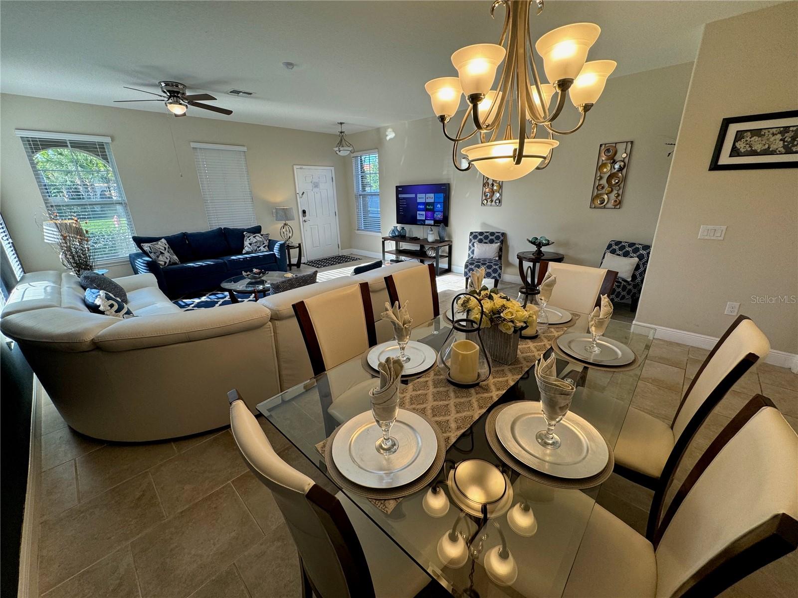 Image 10 of 75 For 4119 Oaktree Drive