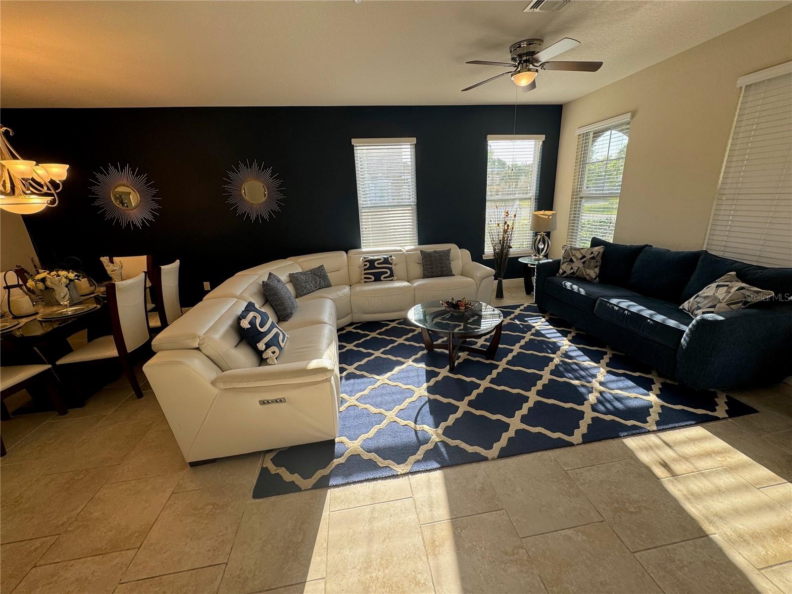 Image 11 of 75 For 4119 Oaktree Drive