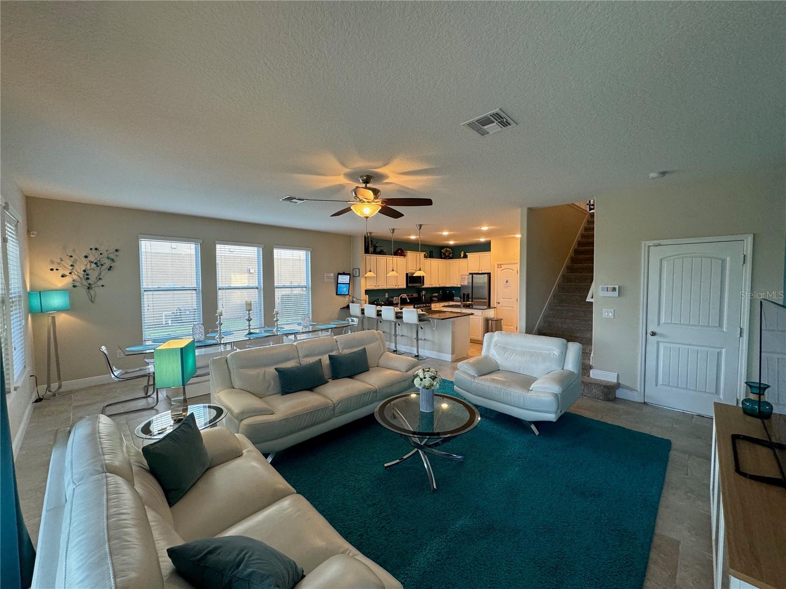 Image 22 of 75 For 4119 Oaktree Drive