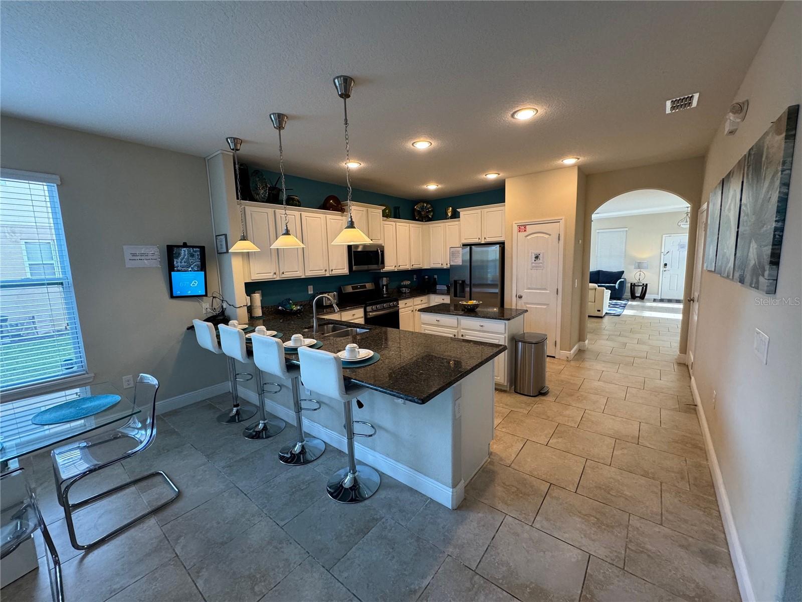 Image 23 of 75 For 4119 Oaktree Drive