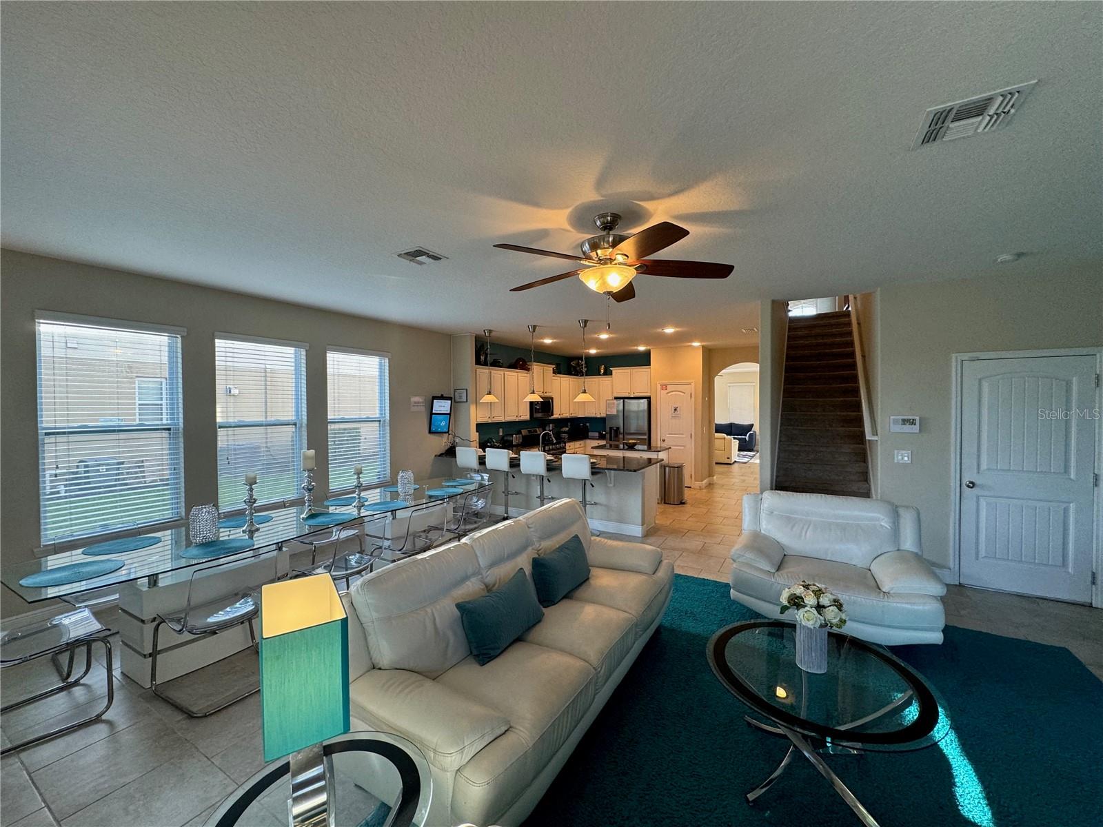 Image 28 of 75 For 4119 Oaktree Drive