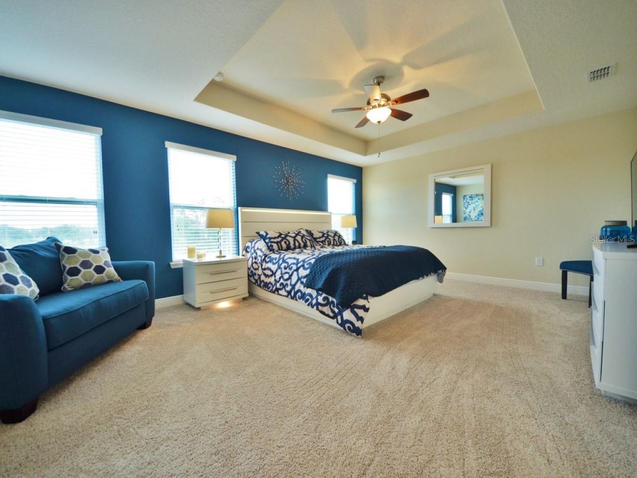 Image 38 of 75 For 4119 Oaktree Drive