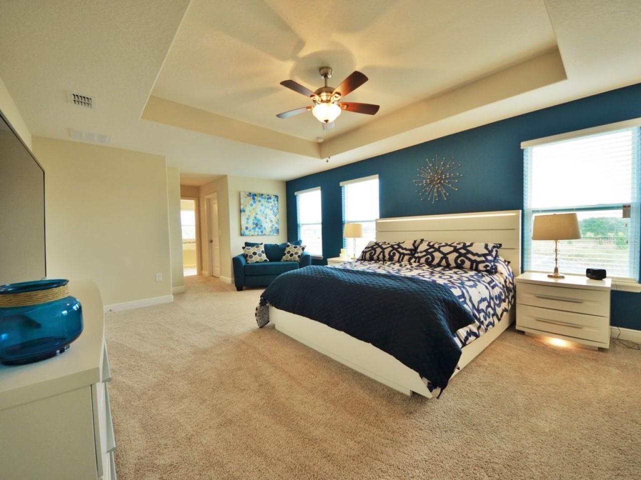 Image 39 of 75 For 4119 Oaktree Drive